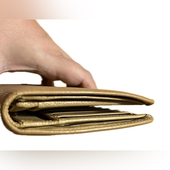 Chanel CoCo Button Long Bi-Fold Wallet, Beige - Picture 5 of 16